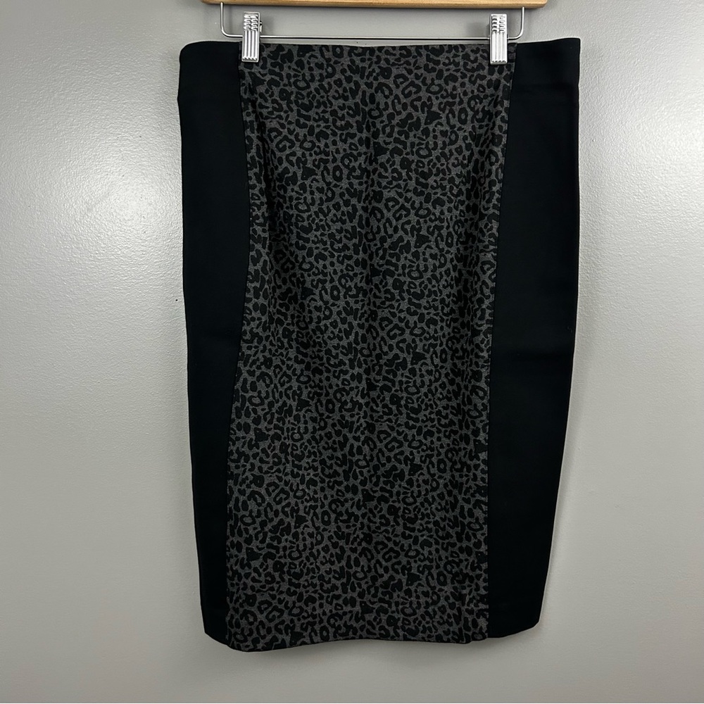 Denver Hayes Leopard Print Black Pencil Skirt Size Medium - Picture 3 of 5